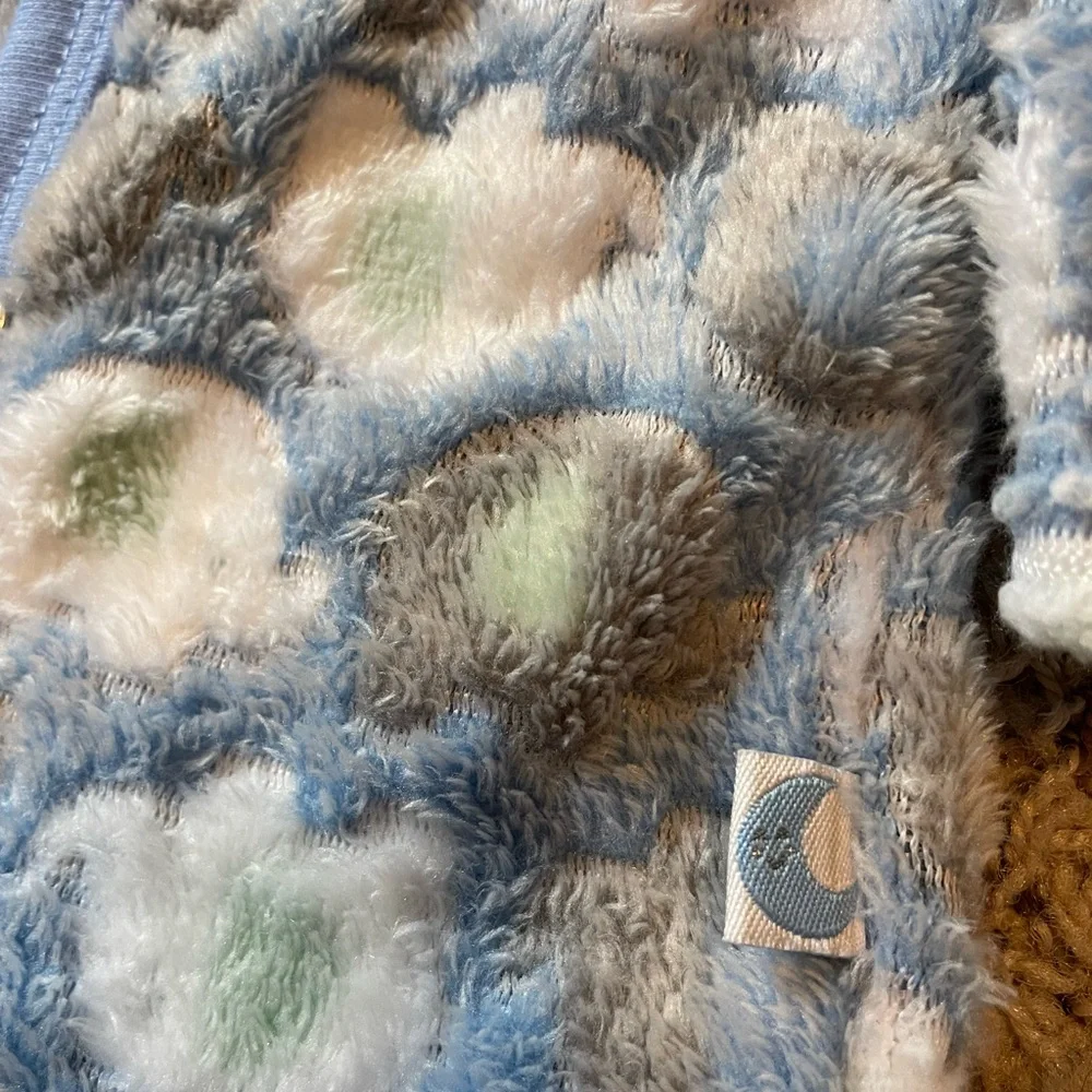 NWOT LITTLE AND LOVED 2 PC HOODED JACKET AND FEET IN PANTS SZ:0-3M BLUE GREY WHT